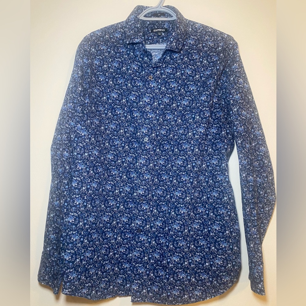Express men’s blue floral button down dress shirt Size XL slim fit